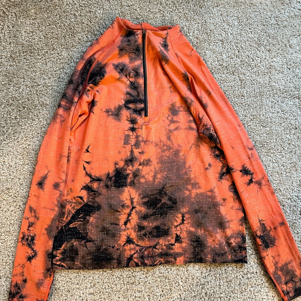 LULULEMON 1/4 ZIP - ORANGE AND BLACK MARBLE TYE DYE LE